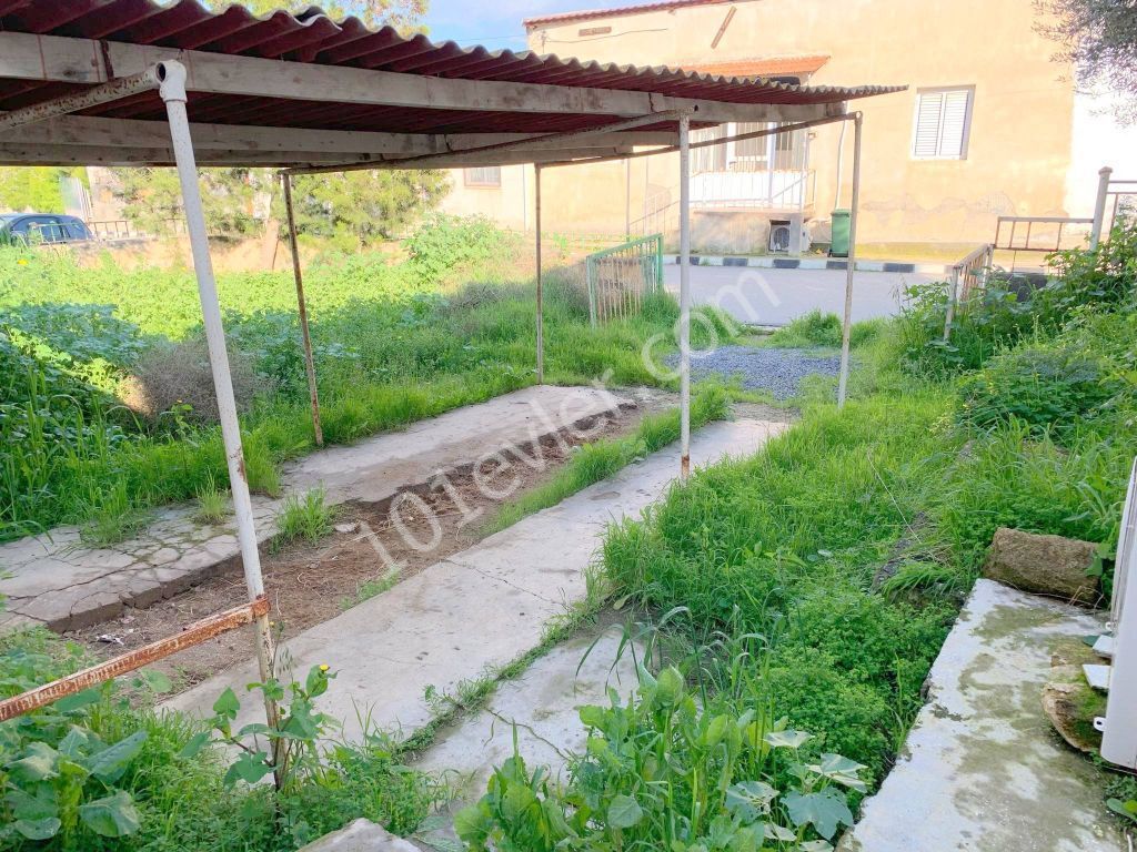 Detached House For Sale in Alayköy, Nicosia