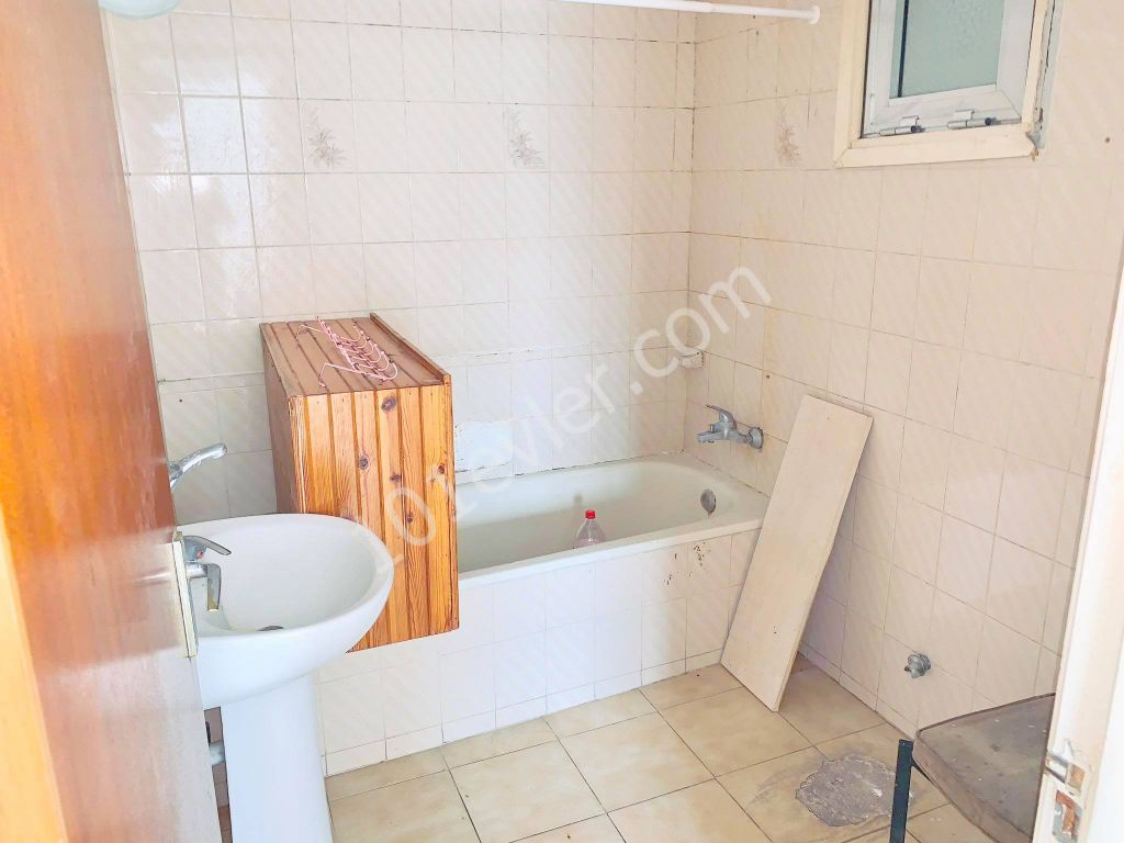 Flat For Sale in Yenişehir, Nicosia