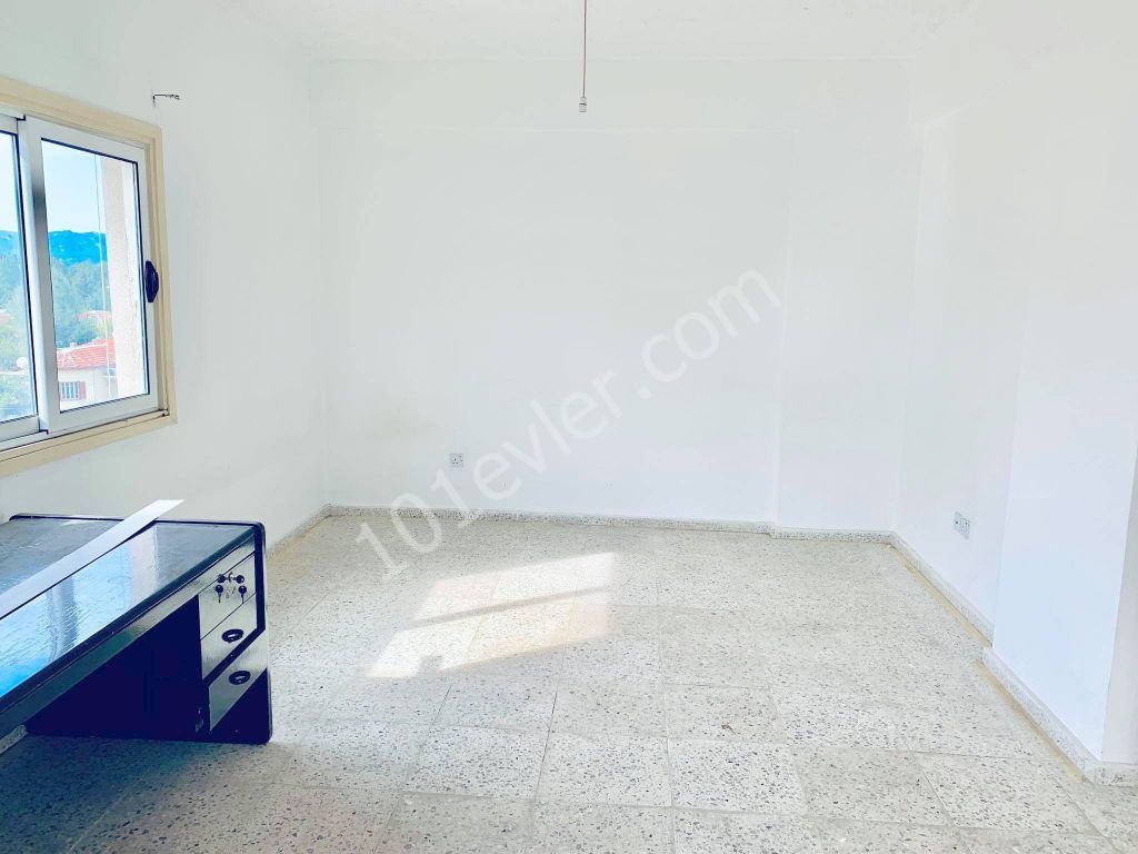 Flat For Sale in Yenişehir, Nicosia