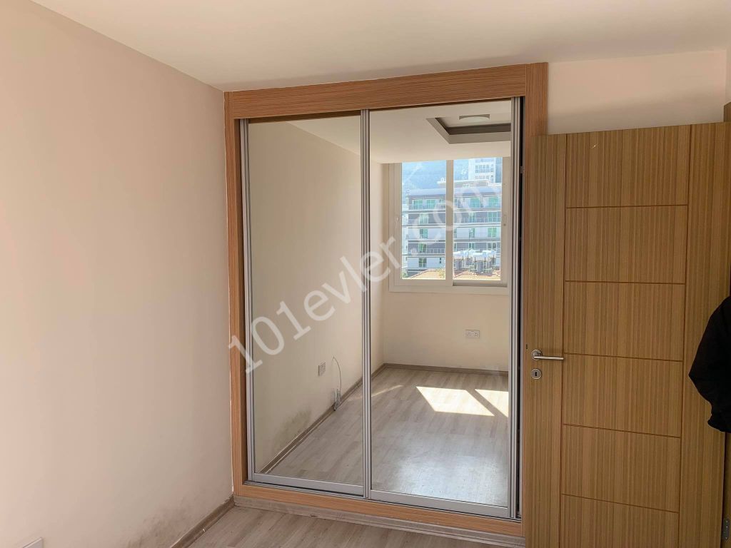 Flat To Rent in Girne Merkez, Kyrenia