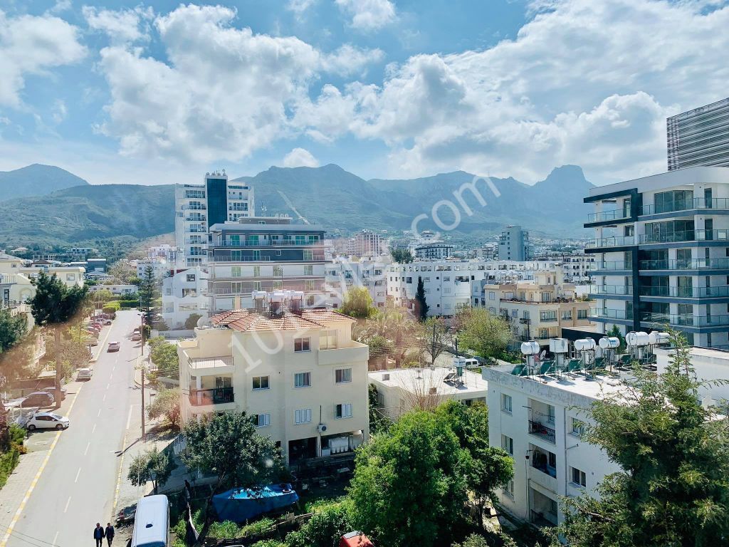 Flat To Rent in Girne Merkez, Kyrenia