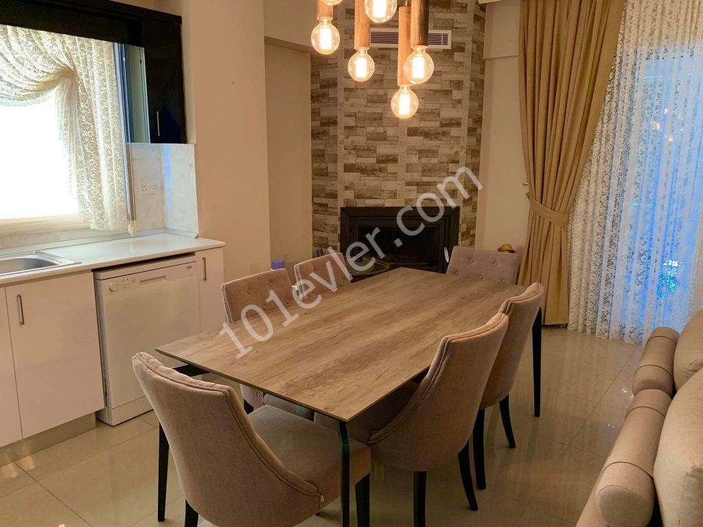 GÖNYELİDE FULL EŞYALI  SATILIK PENTHOUSE 