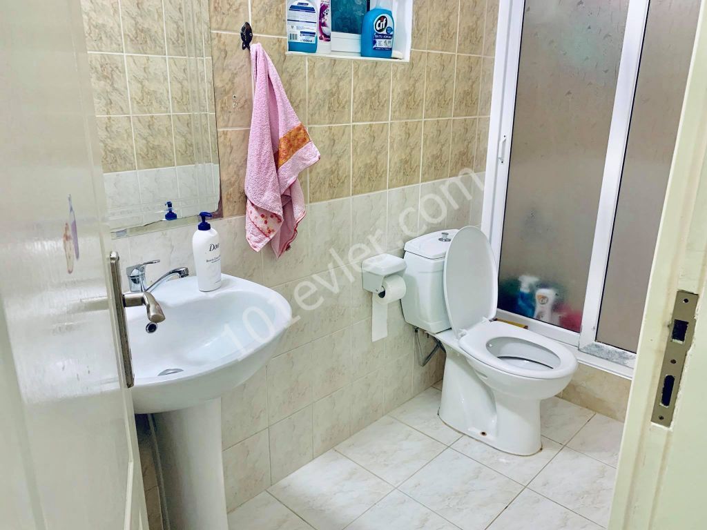 GÖNYELİDE SATILIK DAİRE 