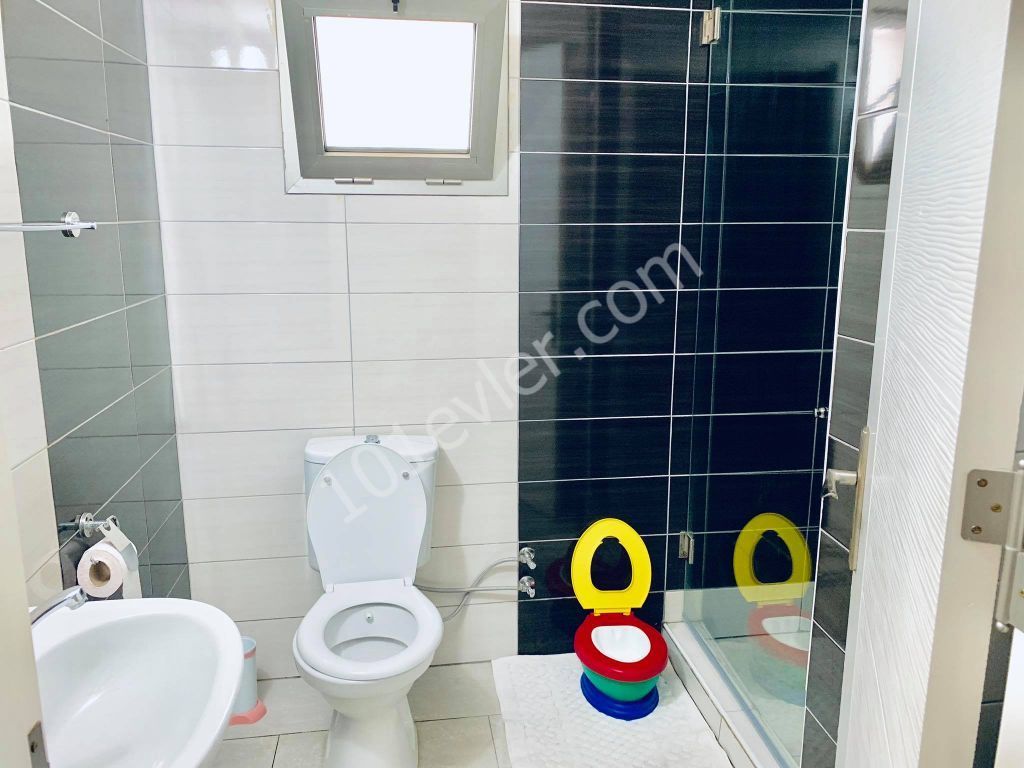 Flat For Sale in Küçük Kaymaklı, Nicosia