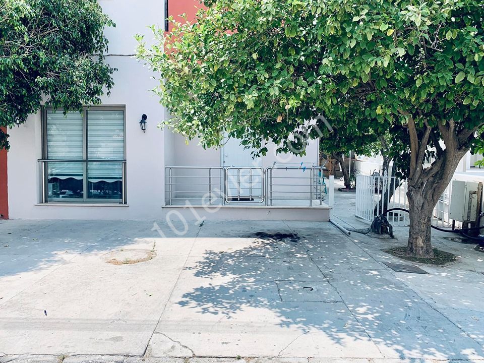 Flat For Sale in Küçük Kaymaklı, Nicosia