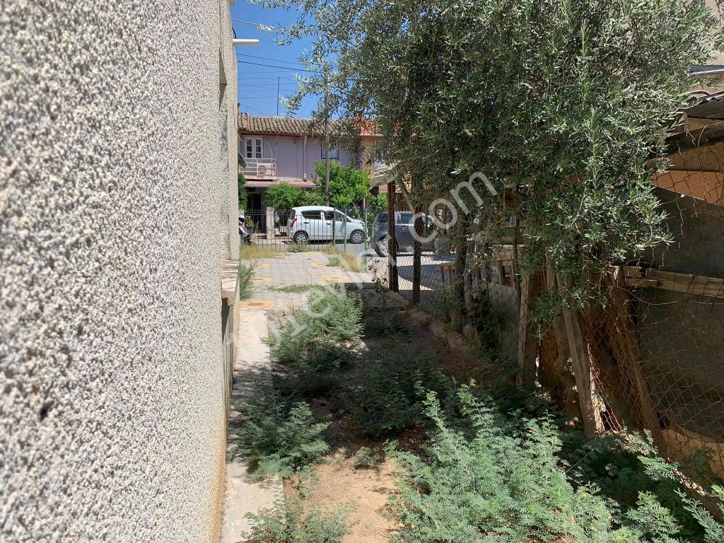 Detached House For Sale in Küçük Kaymaklı, Nicosia