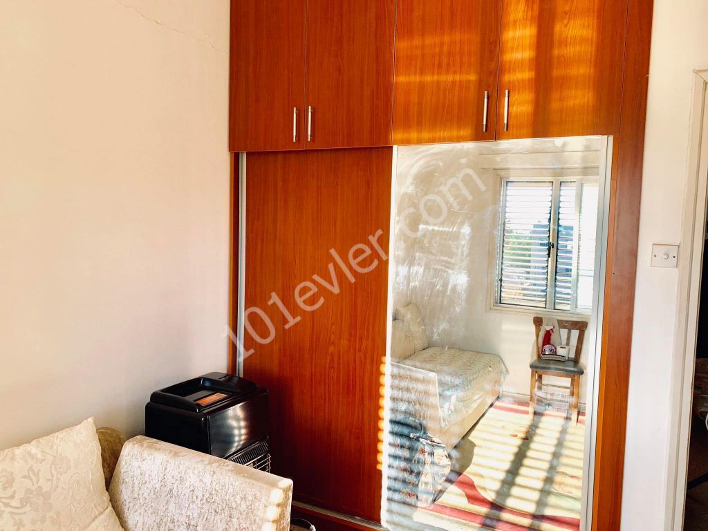 Flat For Sale in Küçük Kaymaklı, Nicosia