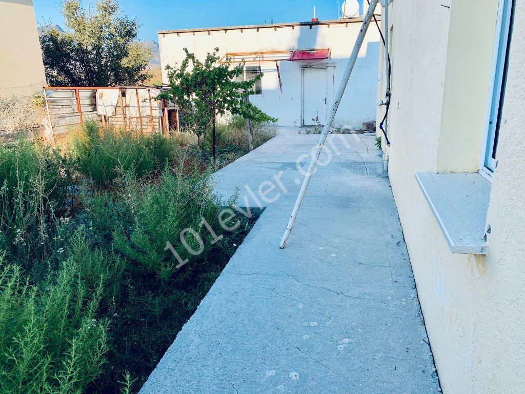 Detached House For Sale in Dikmen, Kyrenia