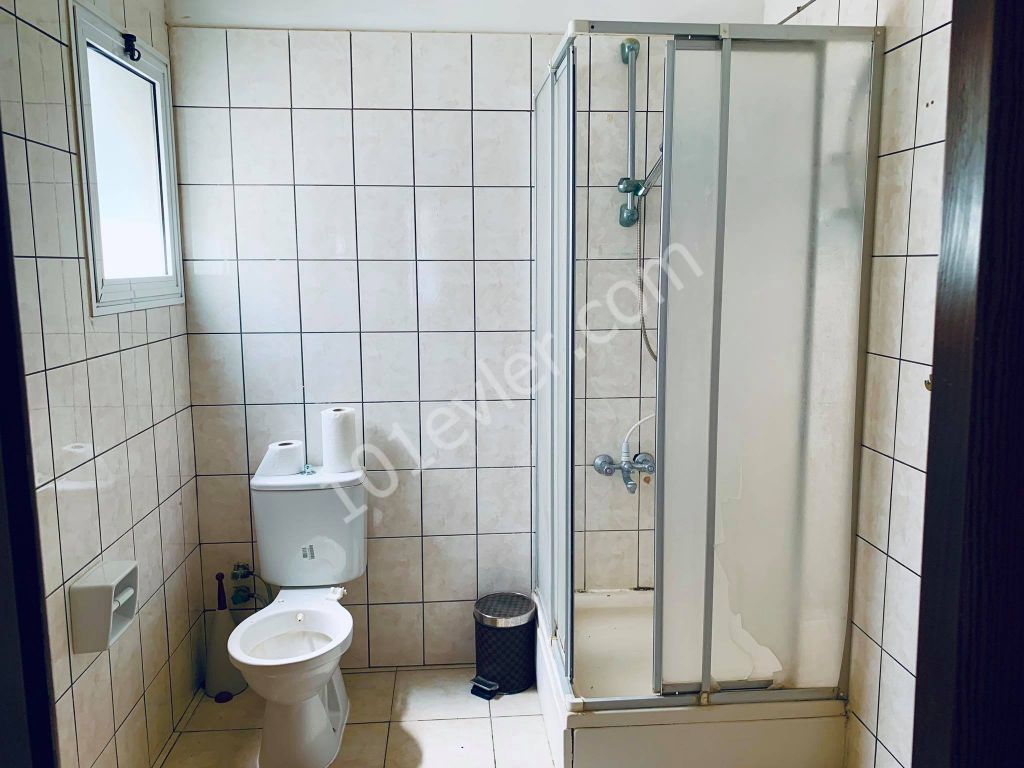 GÖNYELİDE SATILIK  DAİRE 