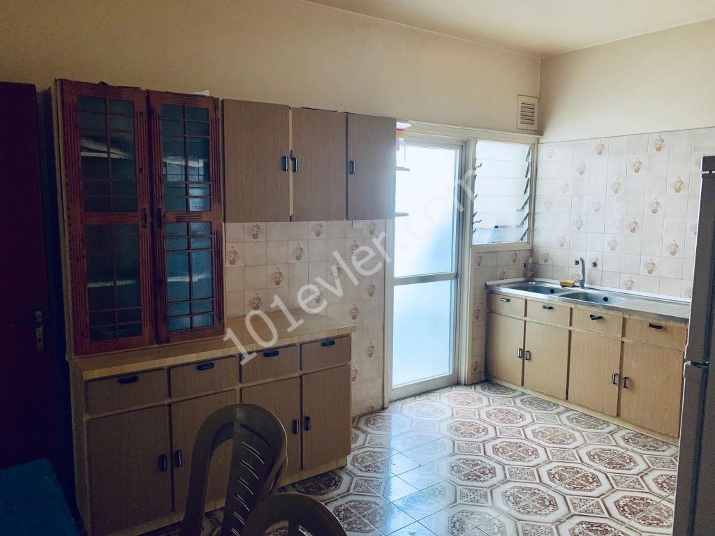 Flat To Rent in Ortaköy, Nicosia