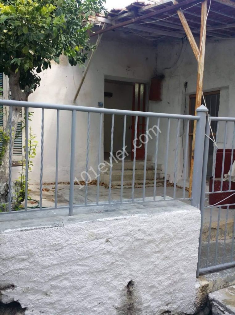 Einfamilienhaus Kaufen in Değirmenlik, Nikosia