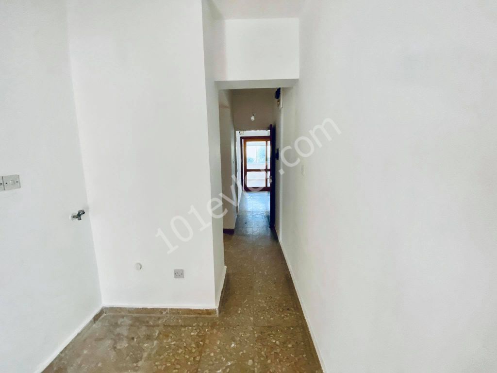 ORTAKÖYDE ZEMİN KAT DAİRE 