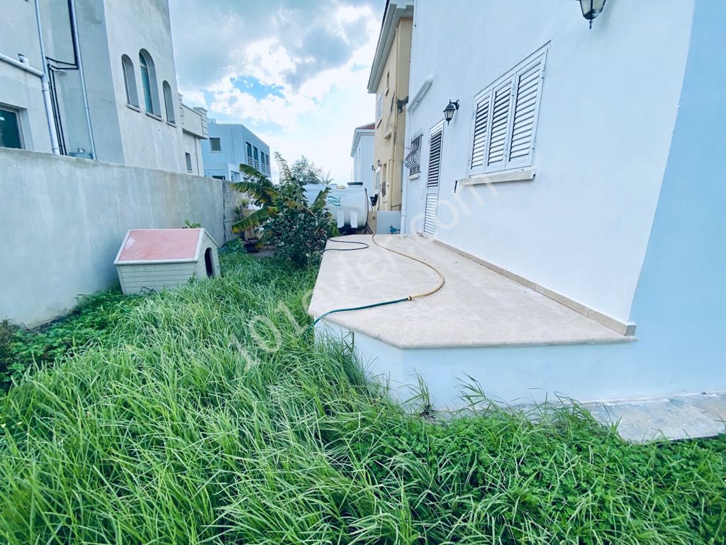 Halb freistehend Kaufen in Boğaz, Kyrenia