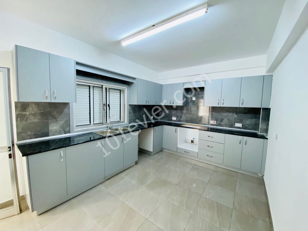 Flat To Rent in Küçük Kaymaklı, Nicosia