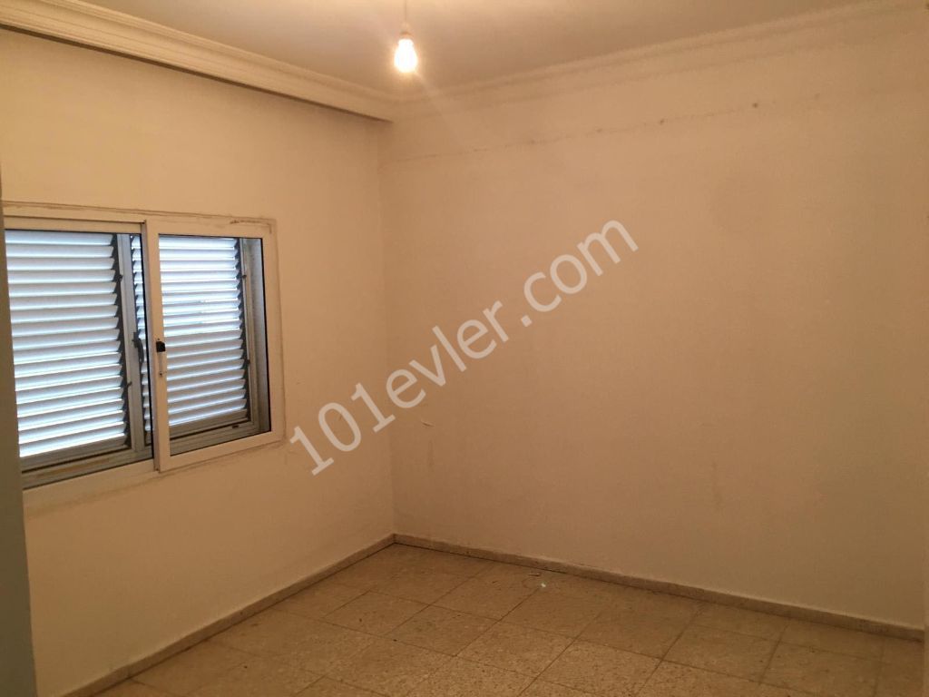 Flat To Rent in Küçük Kaymaklı, Nicosia