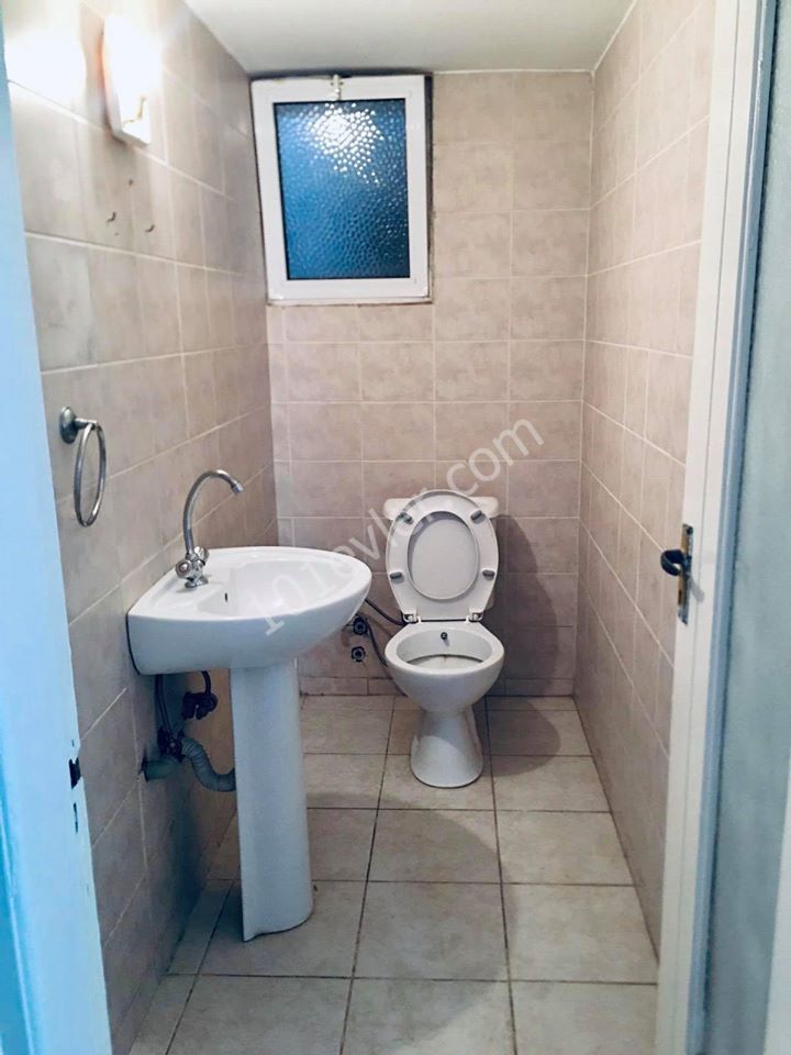 Flat To Rent in Küçük Kaymaklı, Nicosia