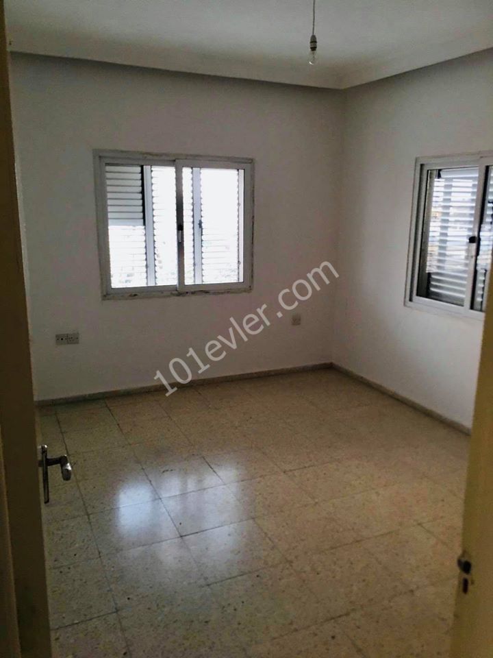 Flat To Rent in Küçük Kaymaklı, Nicosia