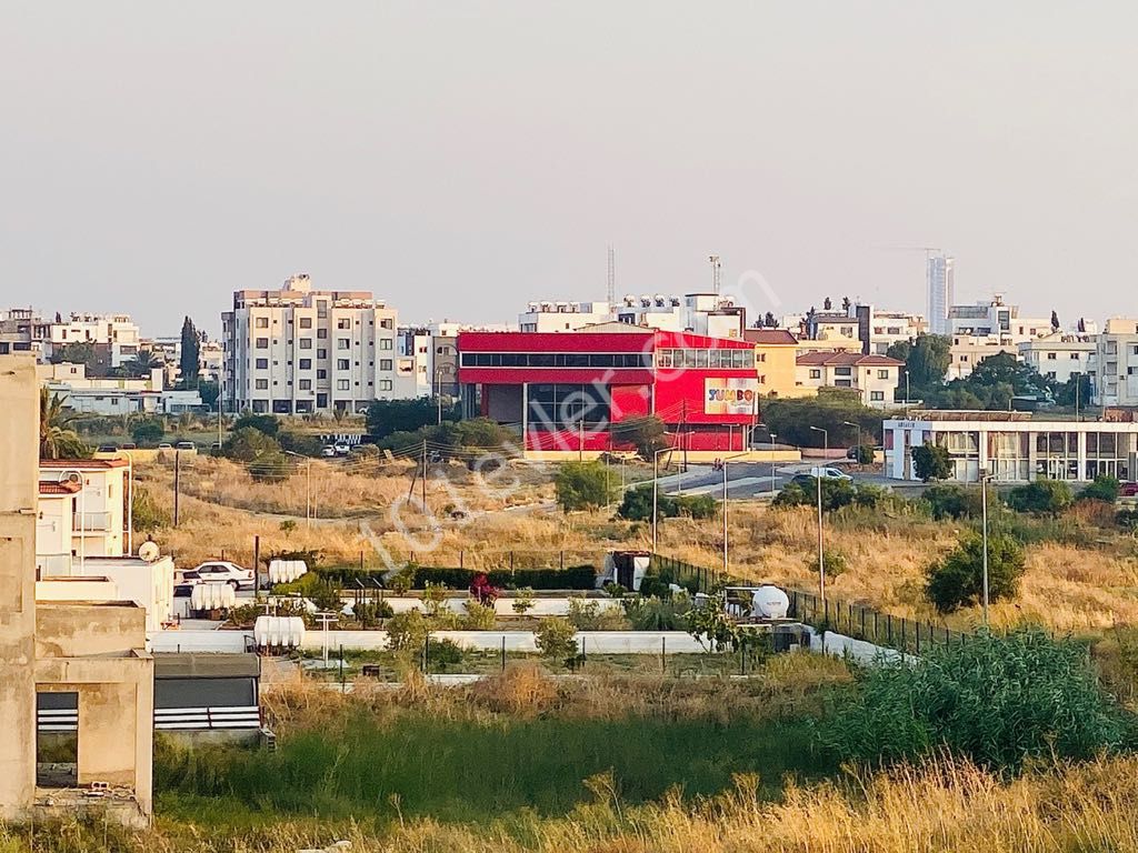 Flat For Sale in Küçük Kaymaklı, Nicosia