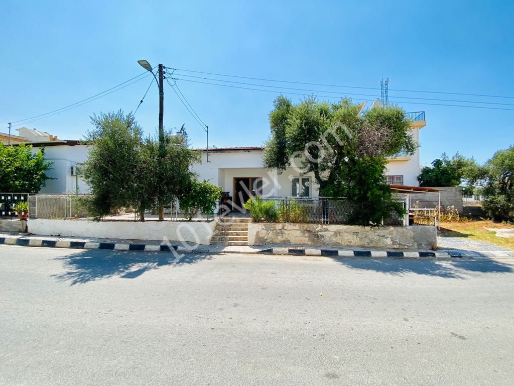 Detached House For Sale in Alayköy, Nicosia