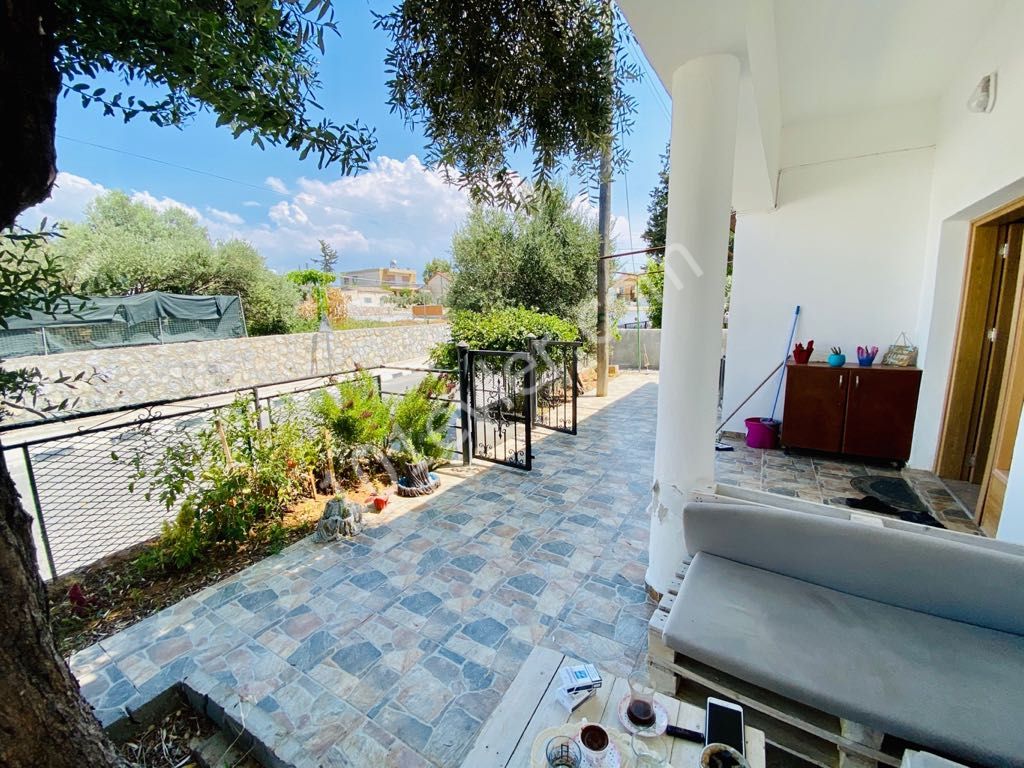 Detached House For Sale in Alayköy, Nicosia