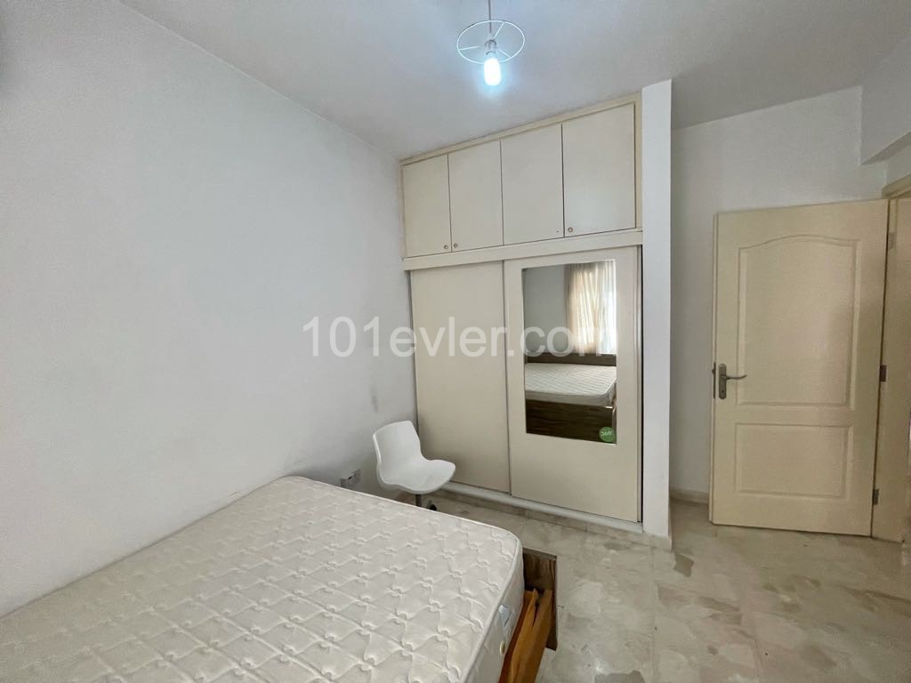 Ortaköyde eşyalı kiralık daire