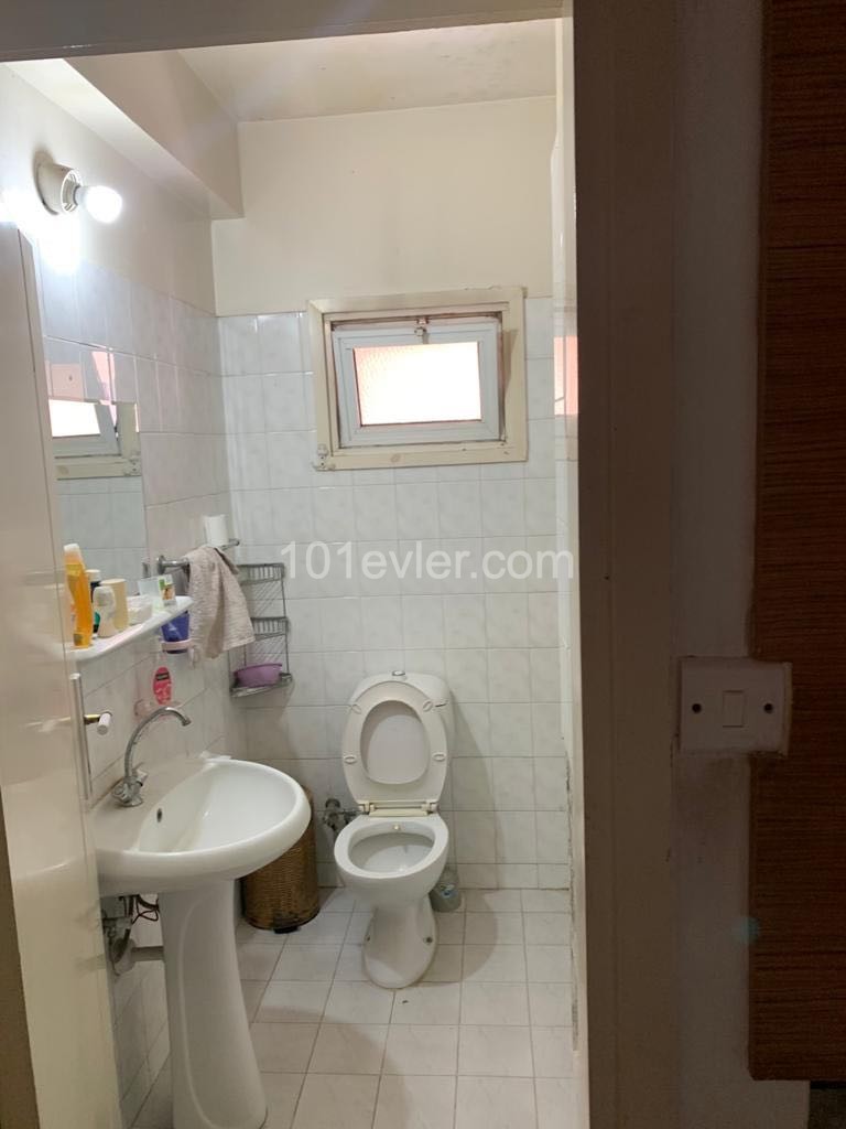 Ortaköyde eşyalı kiralık daire