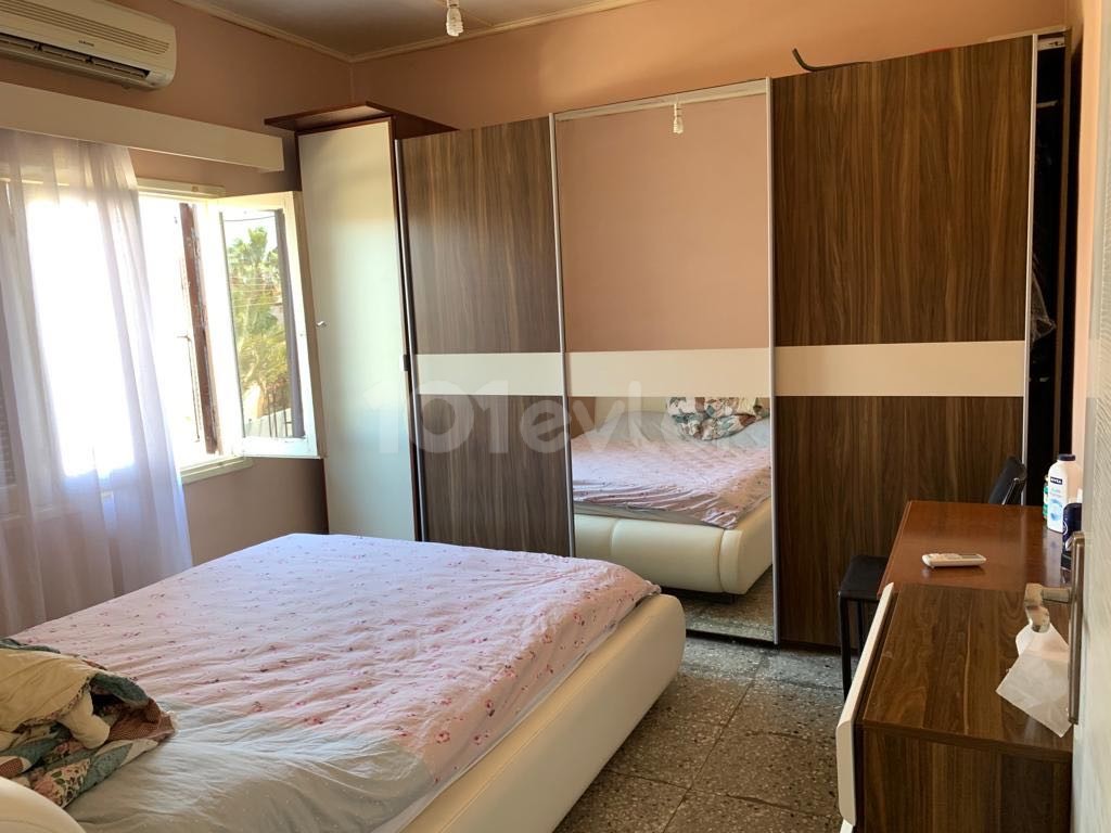 Detached house for sale in Taşkinköy ** 