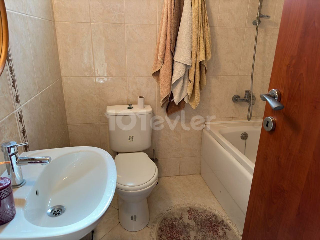 Fully furnished flat for sale in Bahçeli