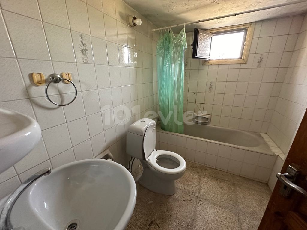 Furnished flat for rent to family with monthly payment