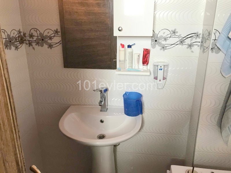 Flat For Sale in Küçük Kaymaklı, Nicosia