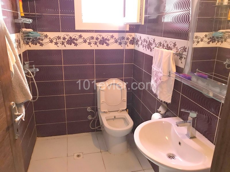 Flat For Sale in Küçük Kaymaklı, Nicosia