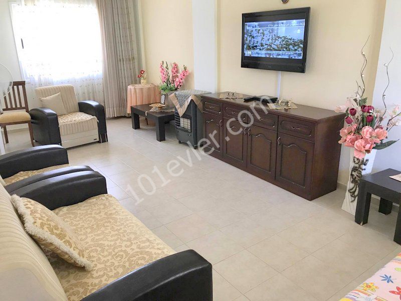 Detached House To Rent in Hamitköy, Nicosia