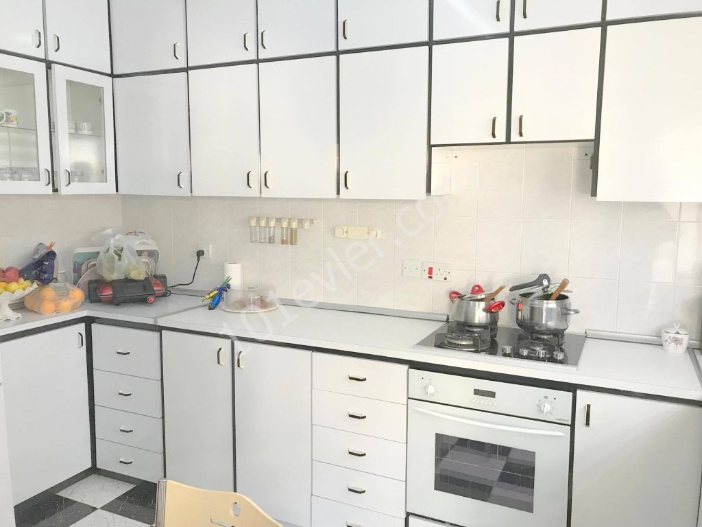 ORTAKÖYDE SATILIK DAİRE 