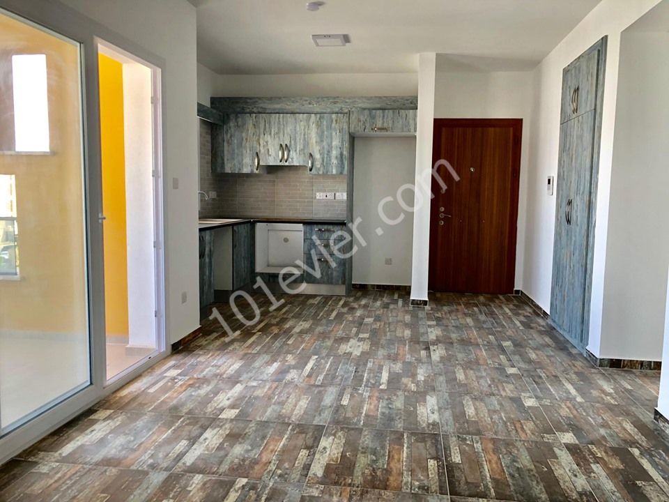 KARAKOL BÖLGESİNDE SATILIK 2+1 TÜRK KOÇANLI DAİRE 