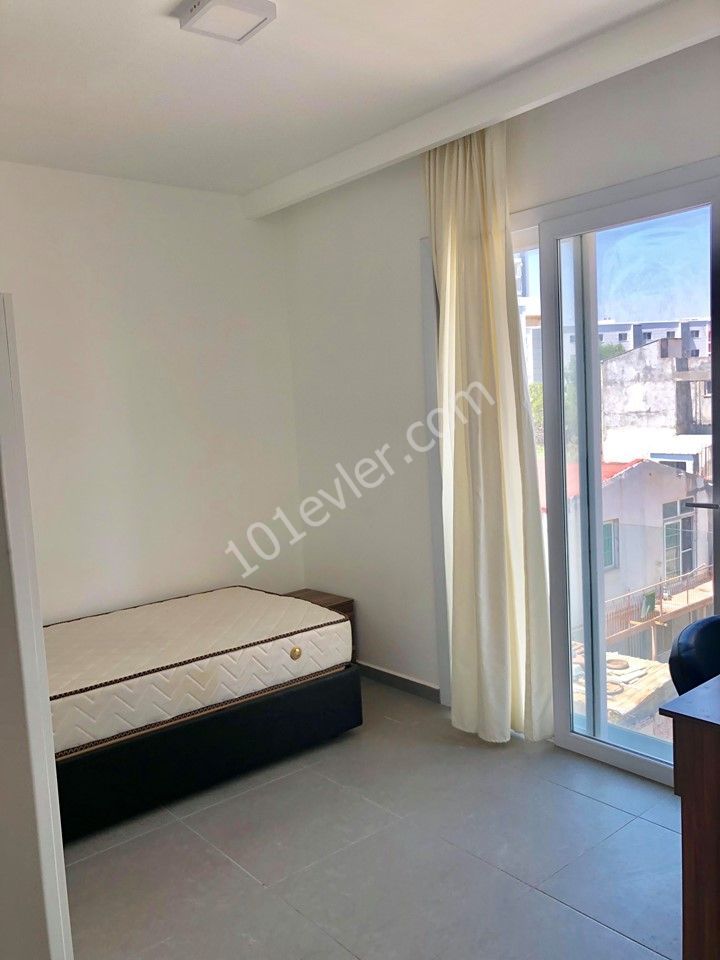 2 + 1 LUXUSWOHNUNG ZUM VERKAUF IN FAMAGUSTA SAKARYA ** 