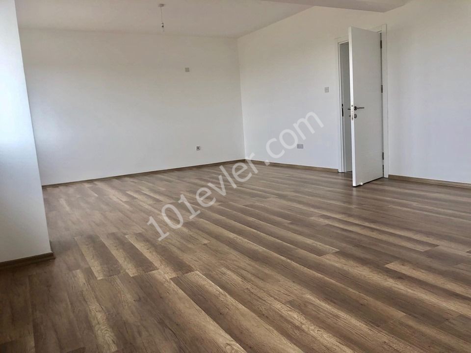 2+1 NULL WOHNUNG ZUM VERKAUF MIT MEERBLICK IN MARASH ** 