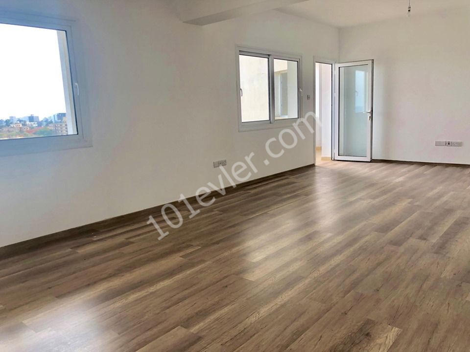 MARAŞ BÖLGESİNDE DENİZ MANZARALI SATILIK 2+1 SIFIR DAİRE 