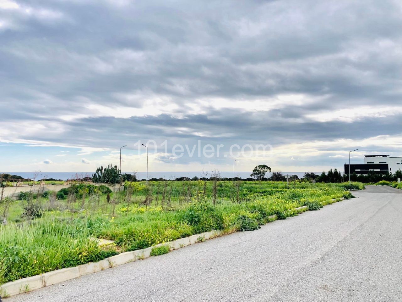 2 LAND WITH TURKISH COACH FOR SALE SUITABLE FOR VILLA CONSTRUCTION IN ISKELE BOSPHORUS ** 