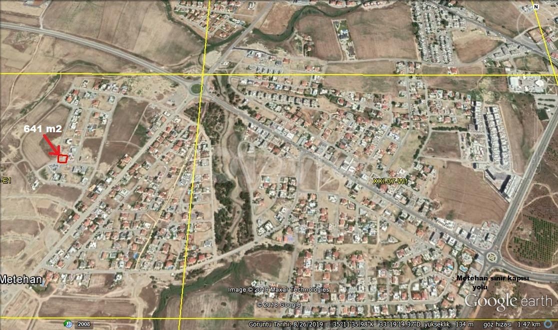 ECKGRUNDSTÜCK ZUM VERKAUF GEEIGNET FÜR DEN BAU EINER VILLA MIT GROßEM GARTEN IN DER REGION METEHAN ** 