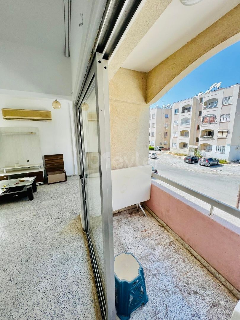 MAĞUSA ŞEHİR MERKEZİNDE SATILIK 3+1 DAİRE 