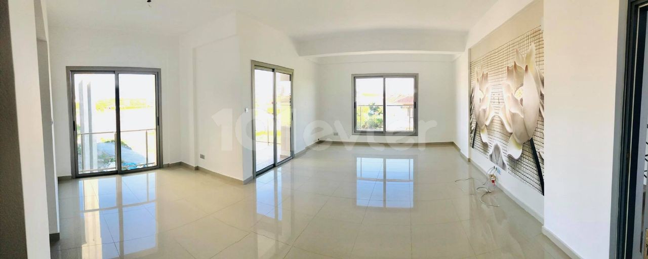 Flat For Sale in Yeni Boğaziçi, Famagusta