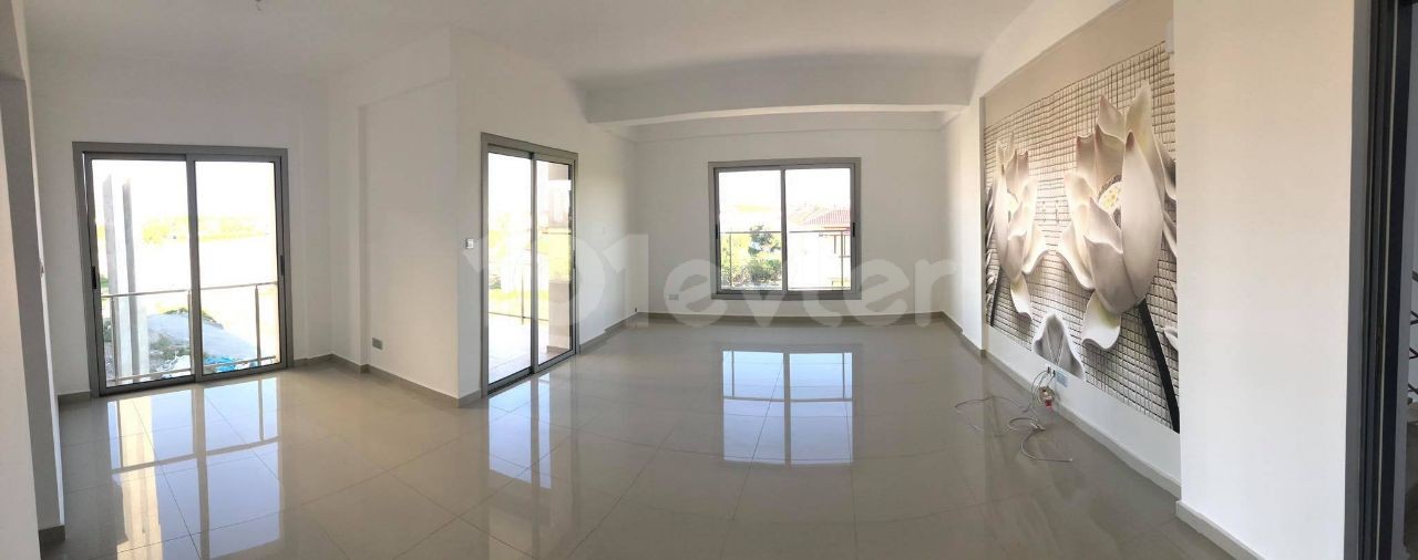 Flat For Sale in Yeni Boğaziçi, Famagusta