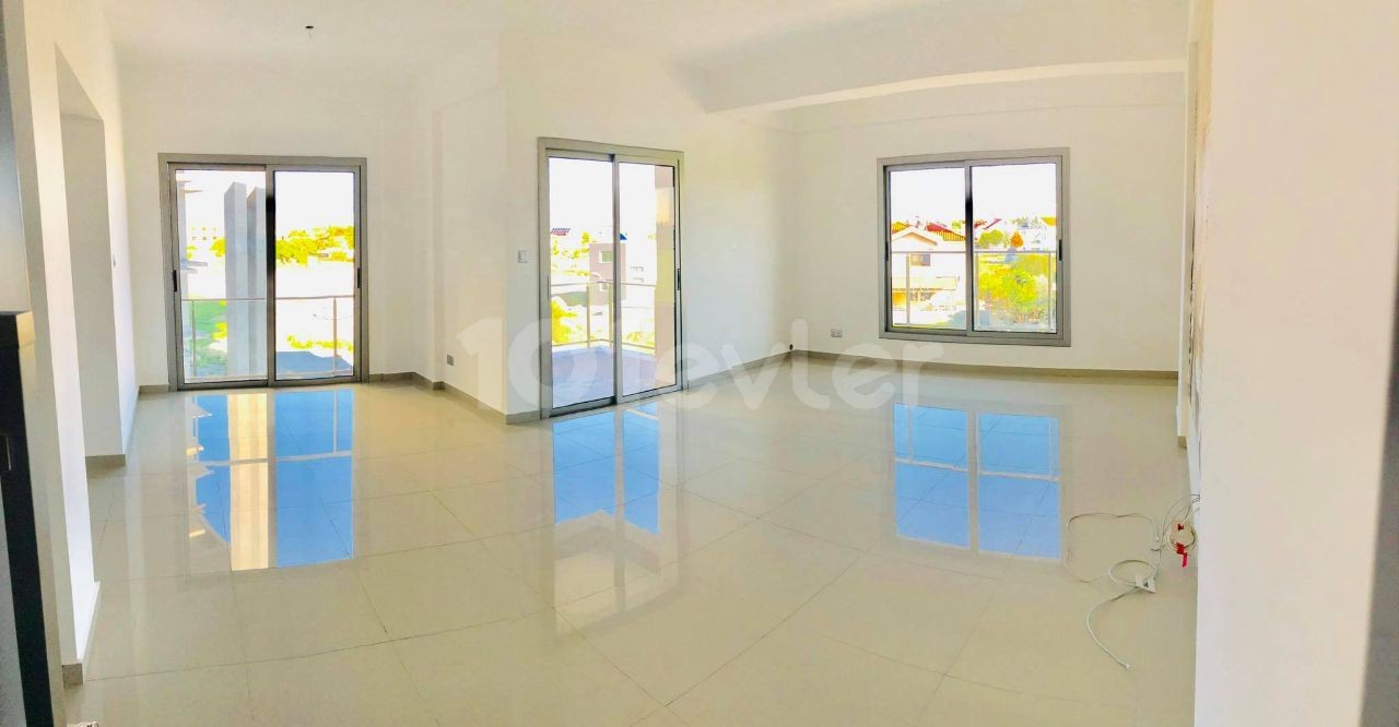 Flat For Sale in Yeni Boğaziçi, Famagusta