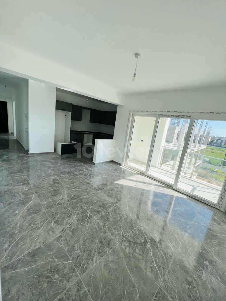 2+1 BRANDNEW LUXURY FLAT FOR SALE IN YENİBOĞAZİÇİ