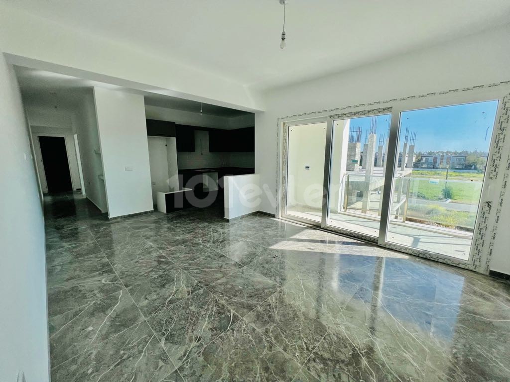 2+1 BRANDNEW LUXURY FLAT FOR SALE IN YENİBOĞAZİÇİ