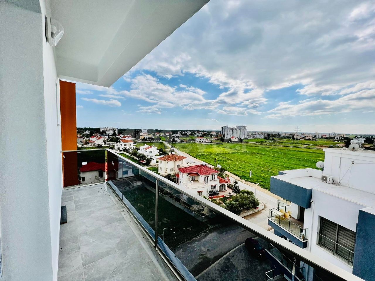 2+1 BRANDNEUE LUXUS-PENTHOUSE ZUM VERKAUF IN YENIBOĞAZİÇI MIT HERRLICHEM MEERBLICK 