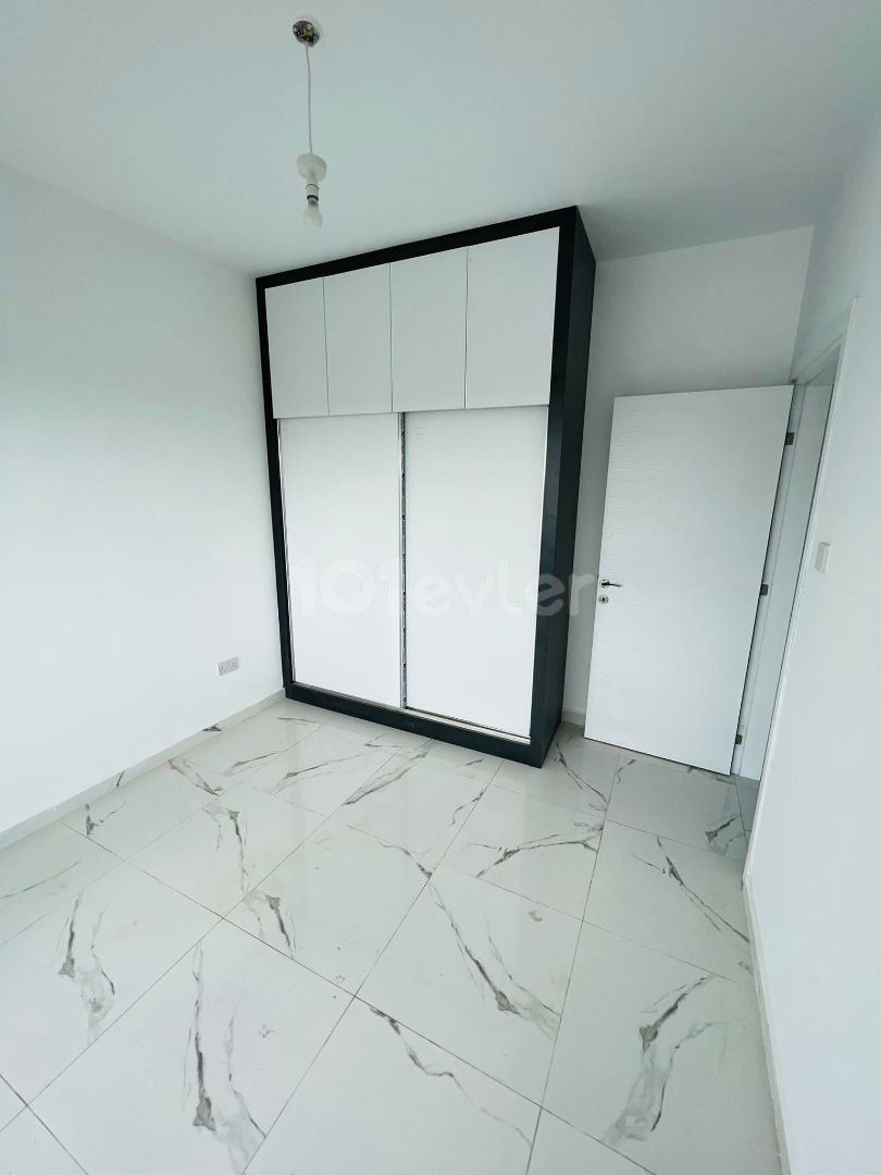 YENİBOĞAZİÇİ'NDE MUHTEŞEM DENİZ MANZARALI SATILIK 2+1 SIFIR LÜKS PENTHOUSE 