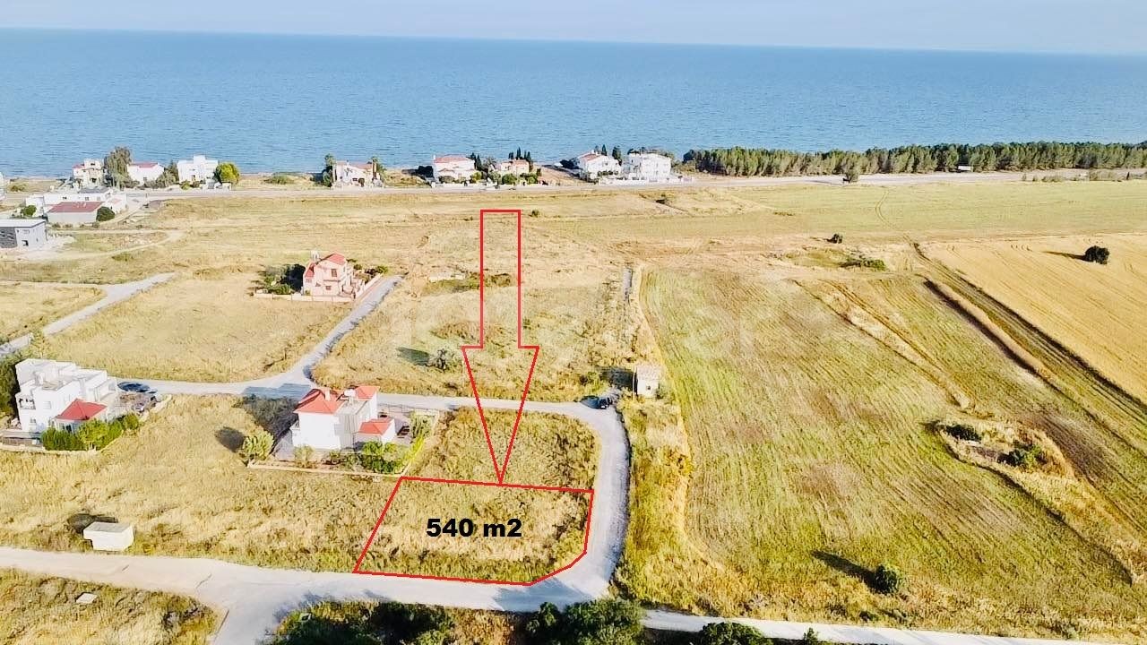 CORNER LAND FOR SALE SUITABLE FOR VILLA CONSTRUCTION IN ISKELE BOGAZ 