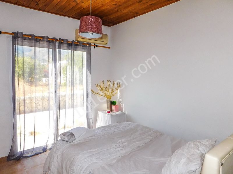 Bungalow For Sale in Karşıyaka, Kyrenia