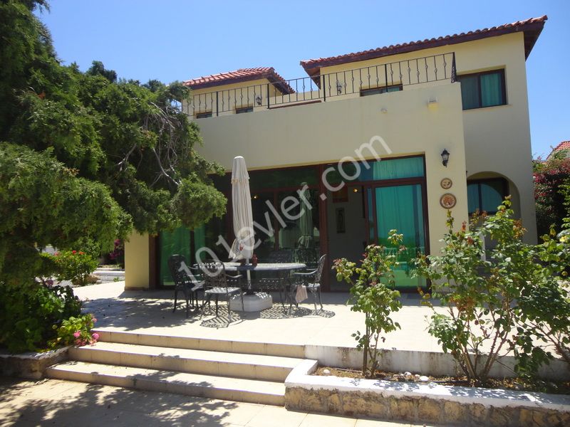 Villa For Sale in Bahçeli, Kyrenia